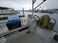 Sekoci penyelamat untuk dijual