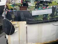 Kapal penarik dijual