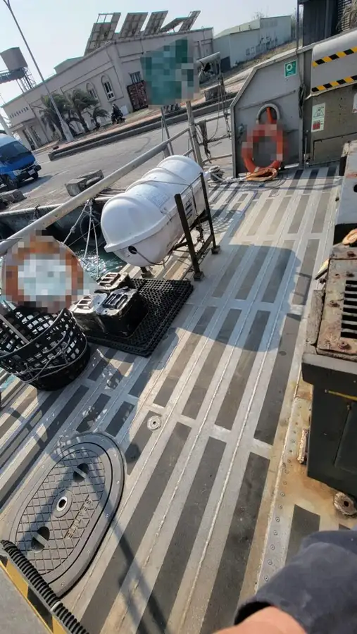 Kapal kontainer untuk dijual