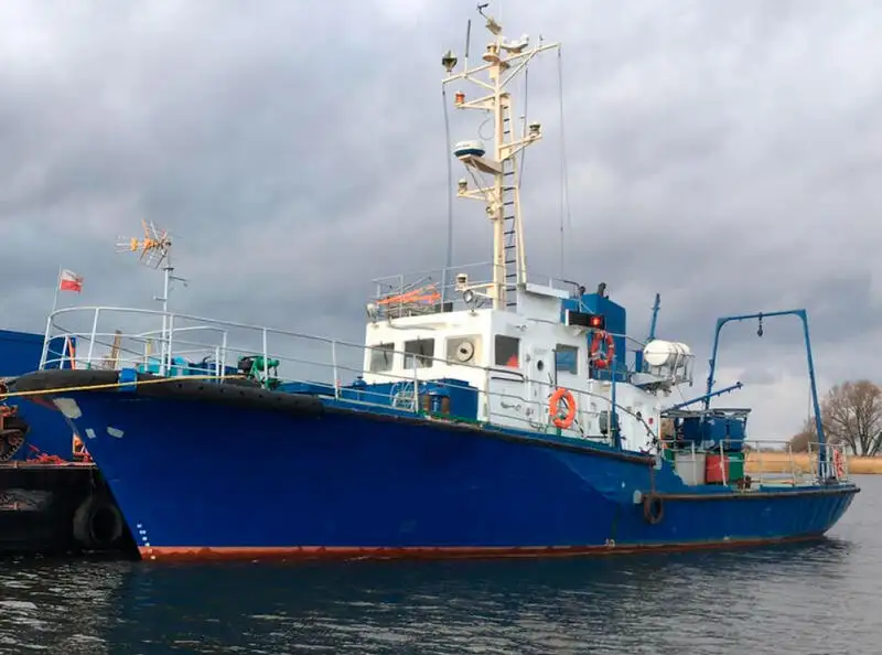Kapal survei untuk dijual