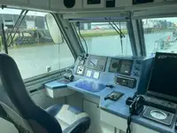 Kapal patroli untuk dijual