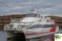 Kapal penumpang untuk dijual