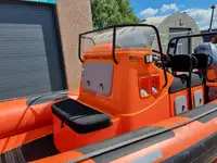 Perahu karet kaku untuk dijual