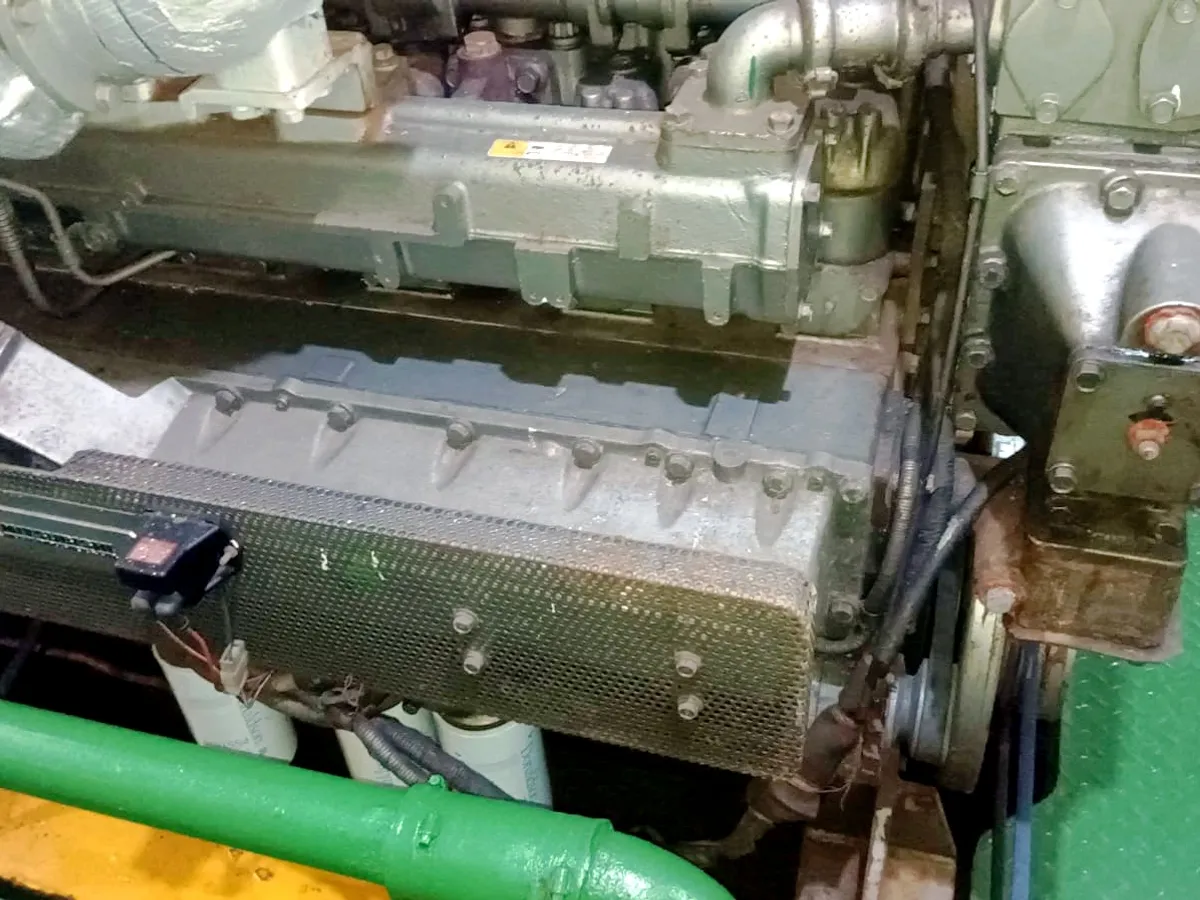 Kapal pendarat, tank untuk dijual