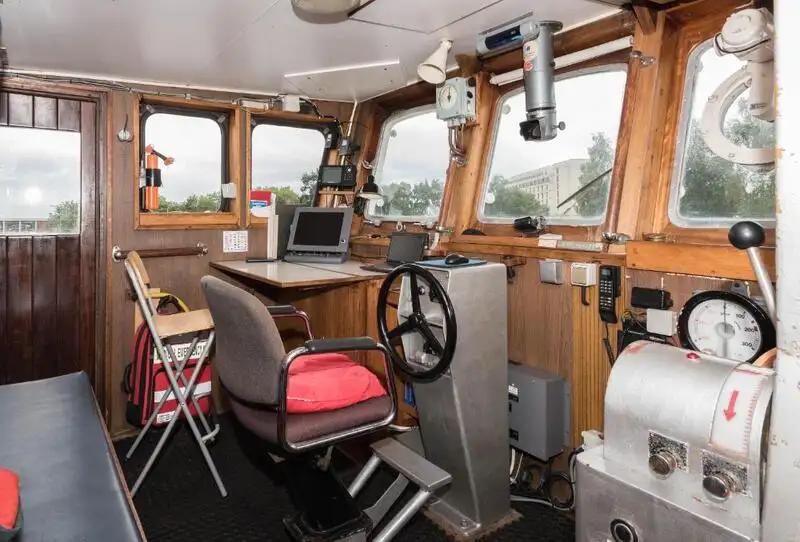 Kapal tunda untuk dijual