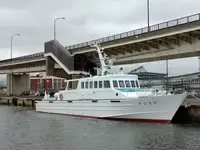 Kapal patroli dijual