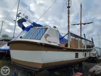 Kapal pesiar untuk dijual