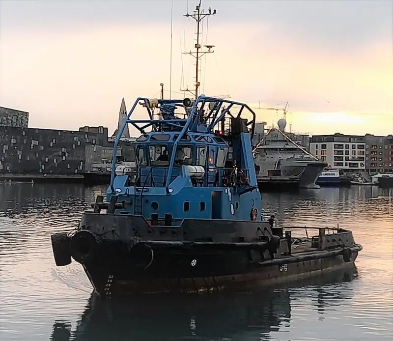 Kapal tunda untuk dijual