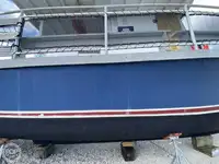 Kapal pesiar untuk dijual