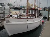 Kapal keruk untuk dijual