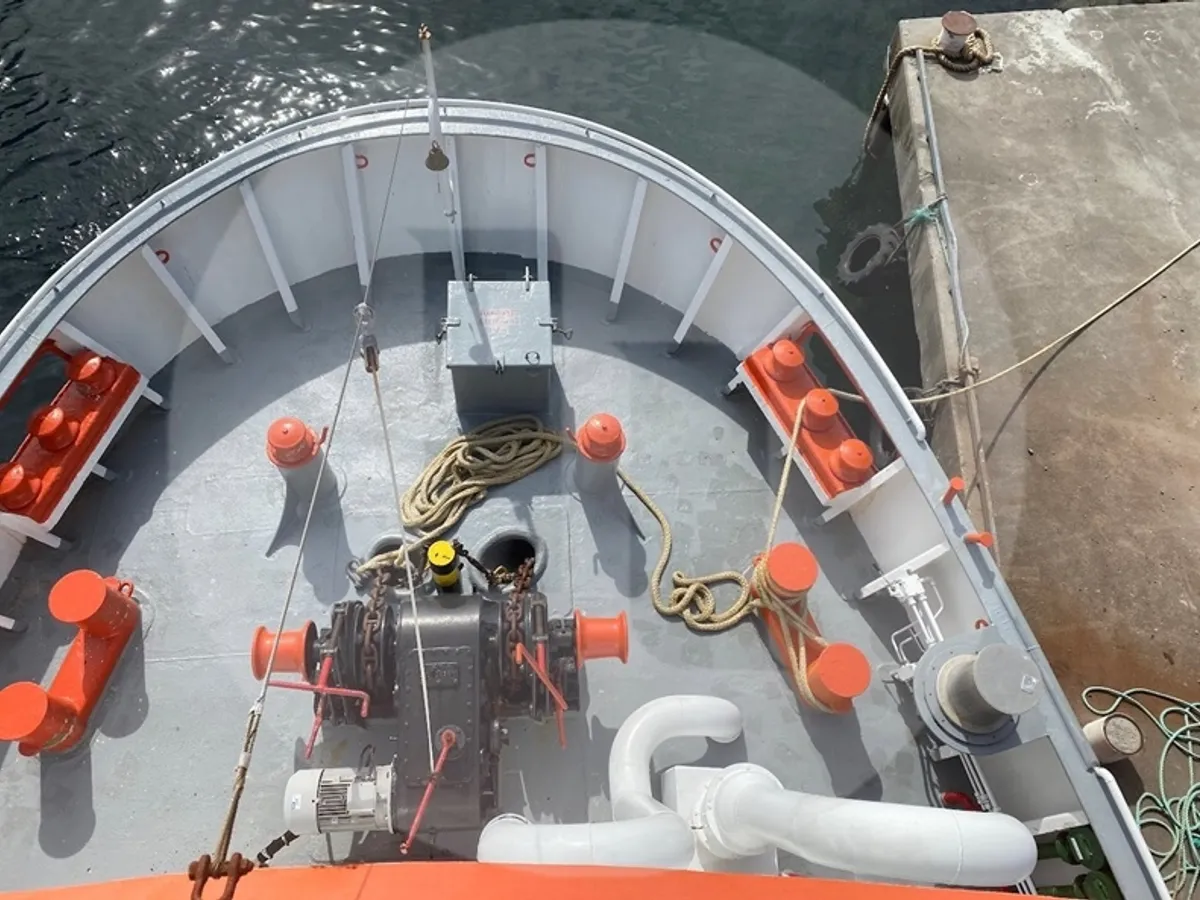 Kapal survei untuk dijual