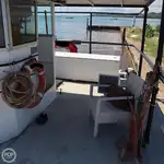 Kapal pendarat, tank untuk dijual