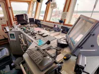 Kapal pendarat, tank untuk dijual