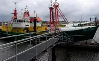 Kapal patroli dijual