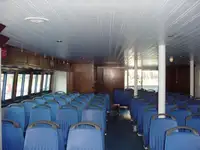 Kapal penumpang untuk dijual