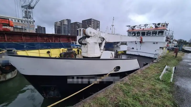 Kapal suplai untuk dijual
