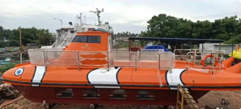 Kapal selam untuk dijual