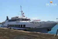 Kapal penumpang untuk dijual