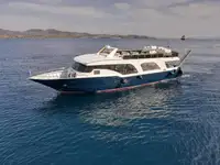 Kapal penumpang dijual