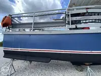 Kapal pesiar untuk dijual