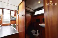 Kapal patroli untuk dijual