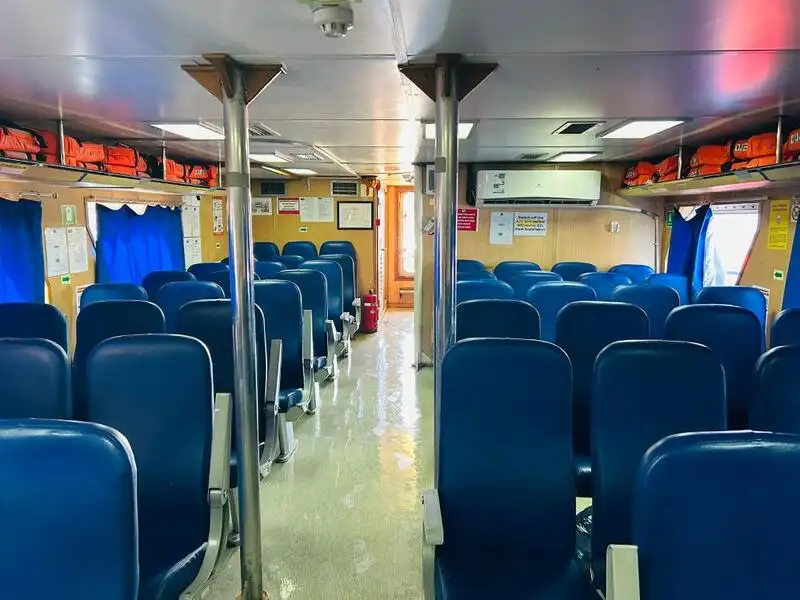 Kapal kru untuk dijual