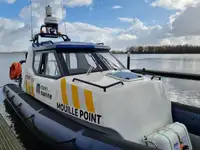 Kapal kontainer untuk dijual