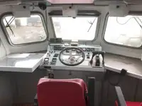 Kapal survei untuk dijual