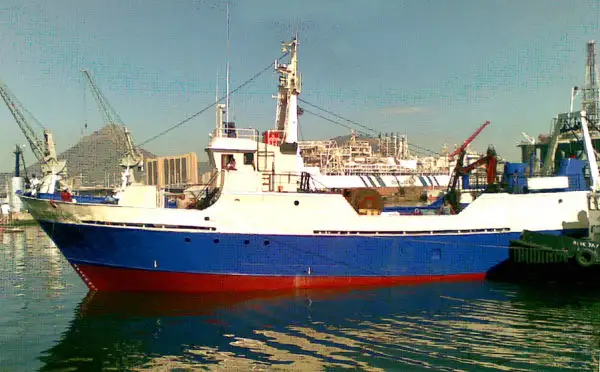 Kapal pukat untuk dijual