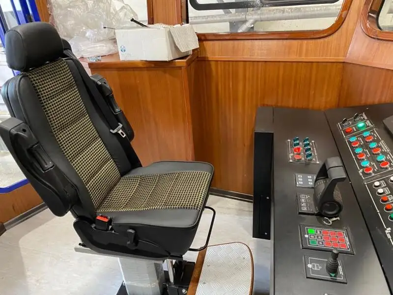 Kapal tunda untuk dijual