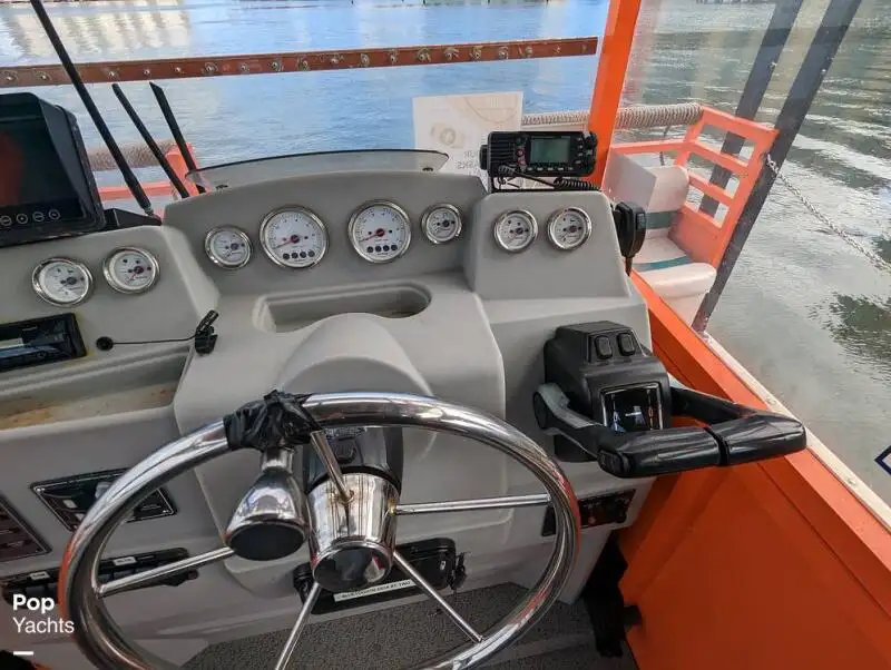 Kapal pesiar untuk dijual