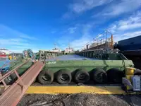 Kapal kru untuk dijual