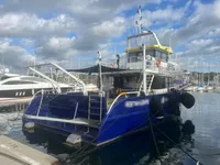 Kapal survei untuk dijual