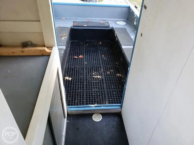 Kapal feri untuk dijual