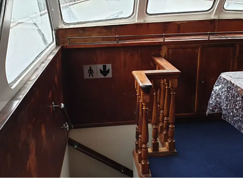 Kapal pesiar untuk dijual