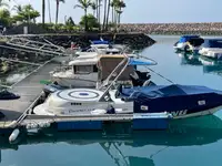 Kapal pesiar dijual