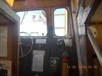 Kapal kru untuk dijual