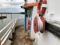 Kapal pesiar untuk dijual