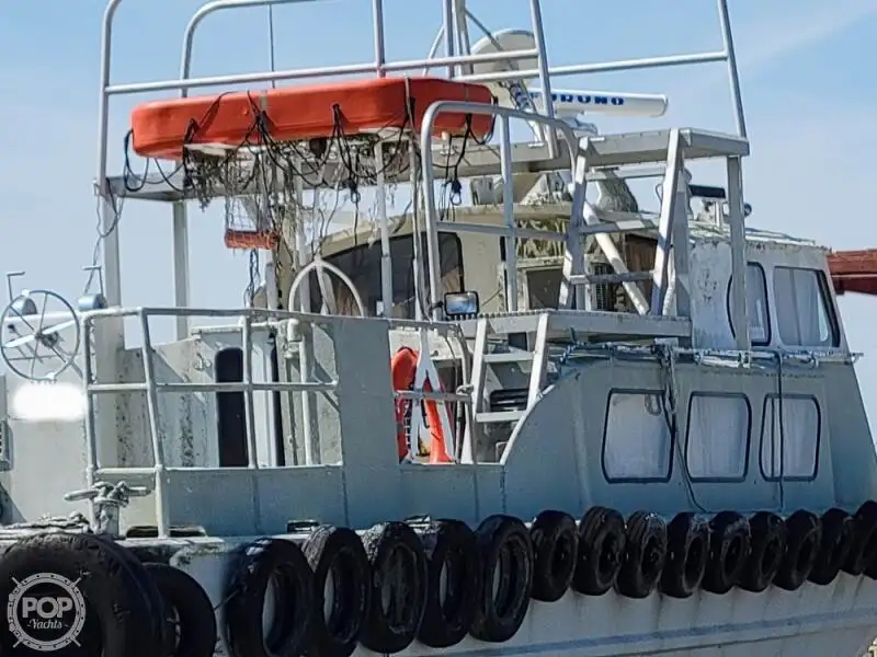 Kapal kru untuk dijual
