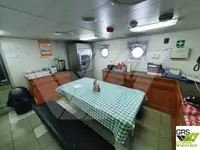 Kapal pendarat, tank untuk dijual