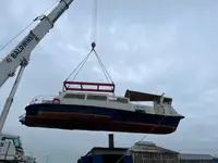 Kapal pesiar untuk dijual