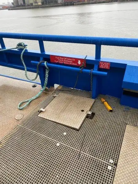 Kapal tunda untuk dijual