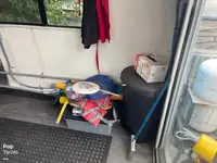 Katamaran untuk dijual