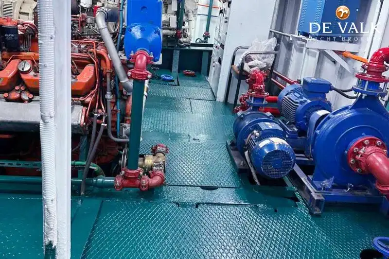Kapal feri untuk dijual