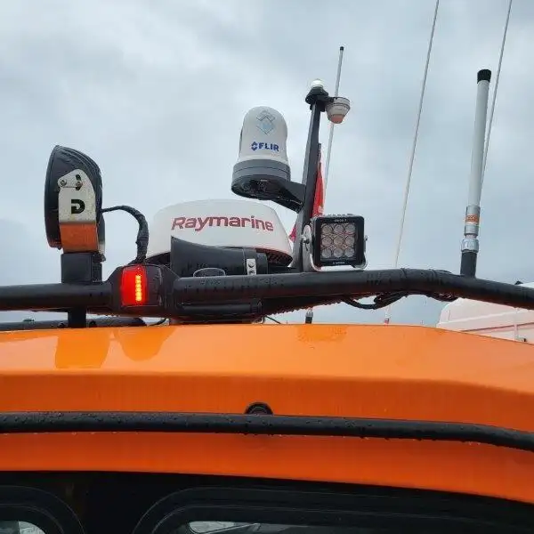 Kapal patroli untuk dijual