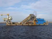 Kapal keruk dijual