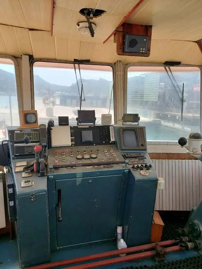 Kapal tunda untuk dijual