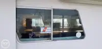 Katamaran untuk dijual
