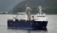 kapal karang dijual