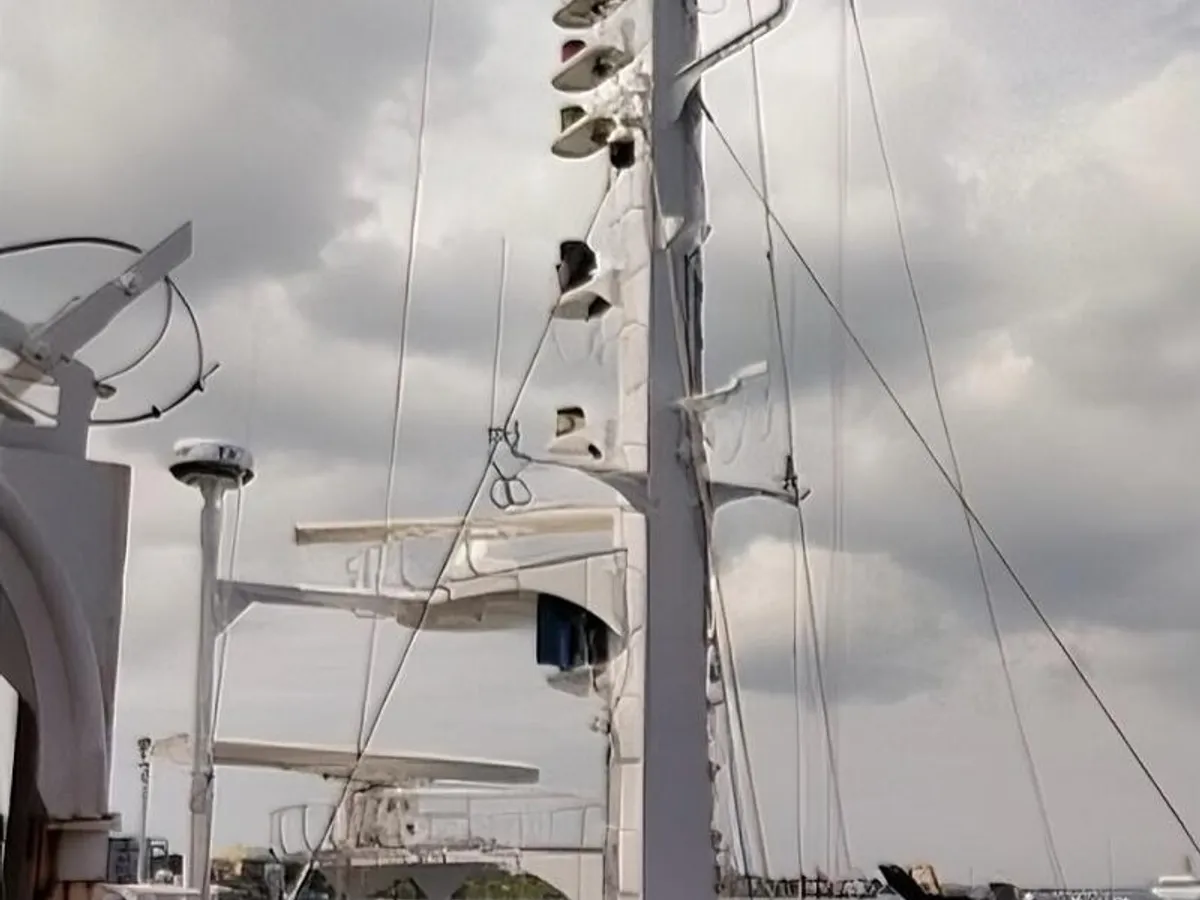 Kapal Pasokan Cepat (FSV) untuk dijual